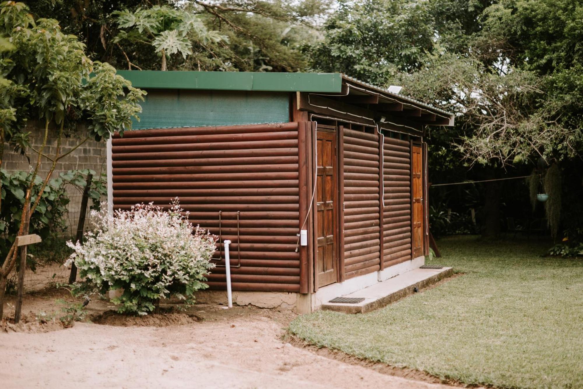 Cabins Sodwana Bay - Antibootika Esterno foto